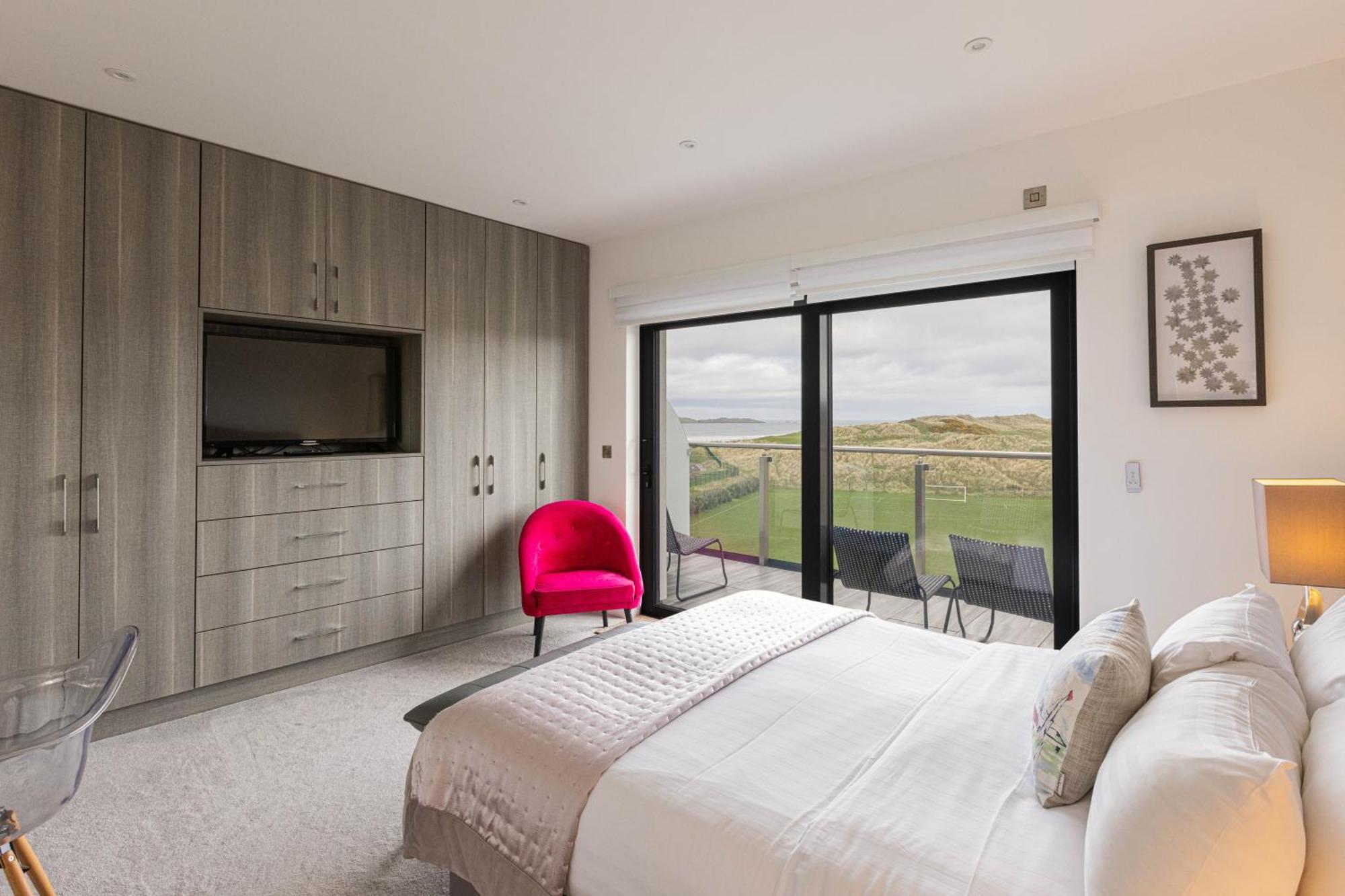 Curran Gate Luxury Serviced Apartments, بورتراش المظهر الخارجي الصورة
